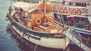 Home cleaning services for Harvard MA country properties